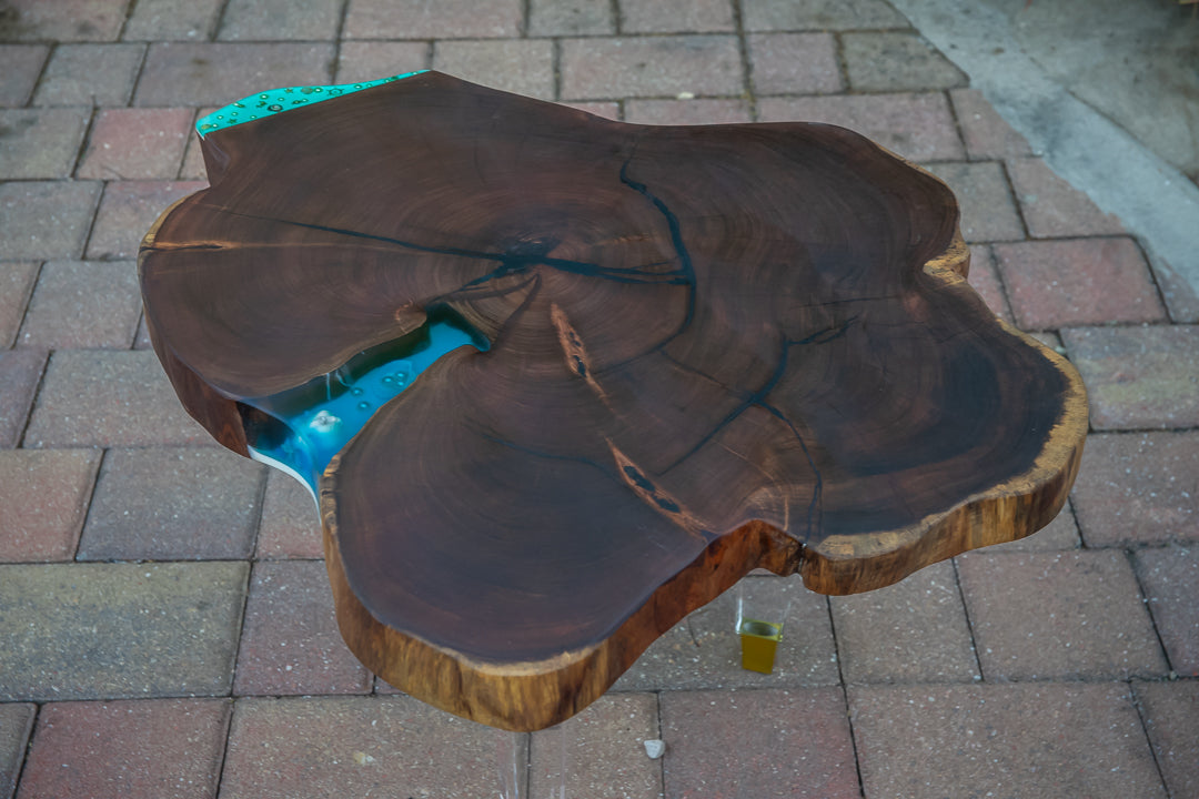 Blue Resin Oil Coffee Table