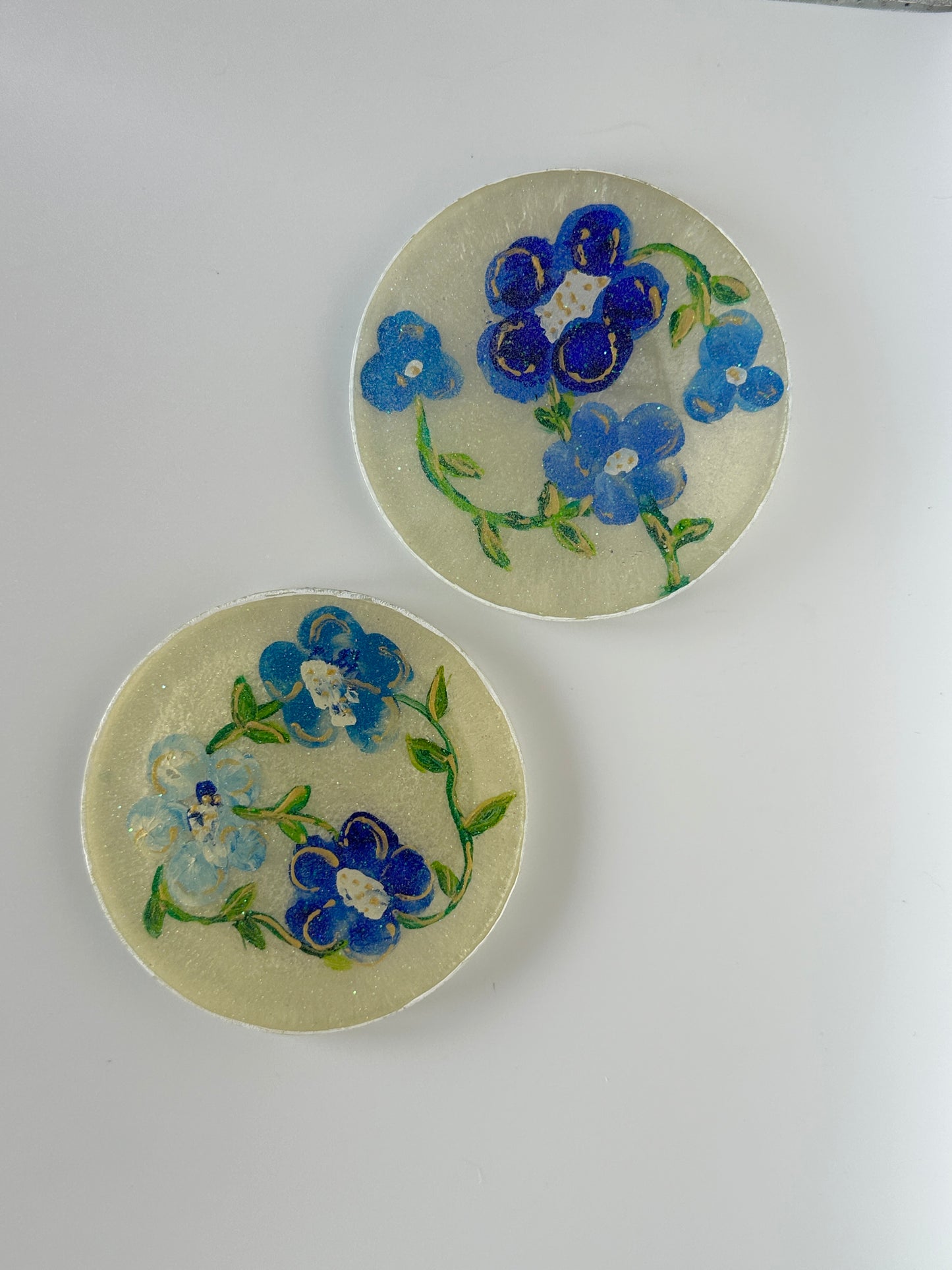 Tray & Coaster Set (4) White and Blue and Green in Resin